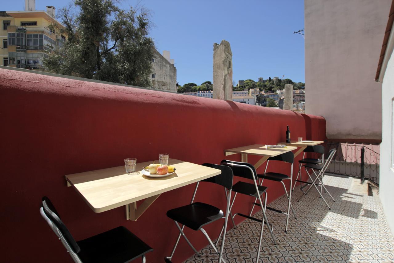 Patio Da Mouraria Lisbon